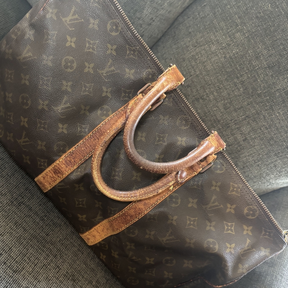 Louis Vuitton Weekender